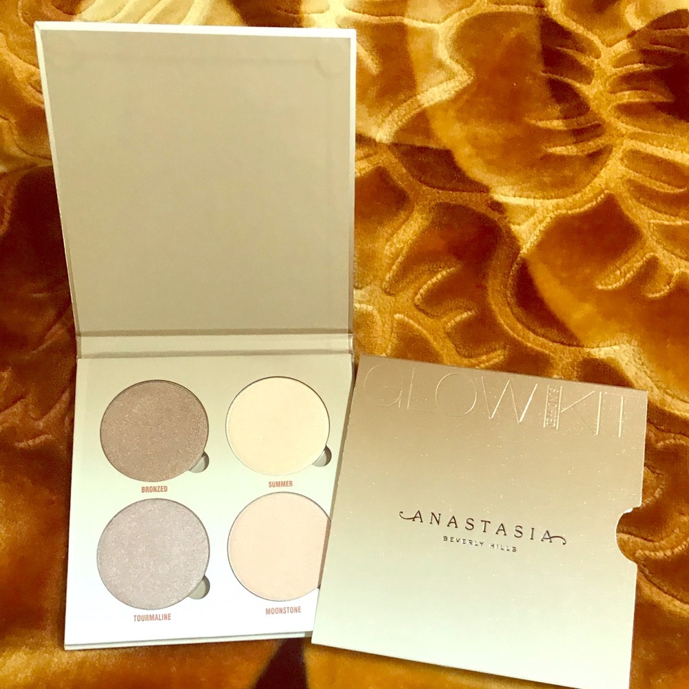 Anastasia Glow Kit